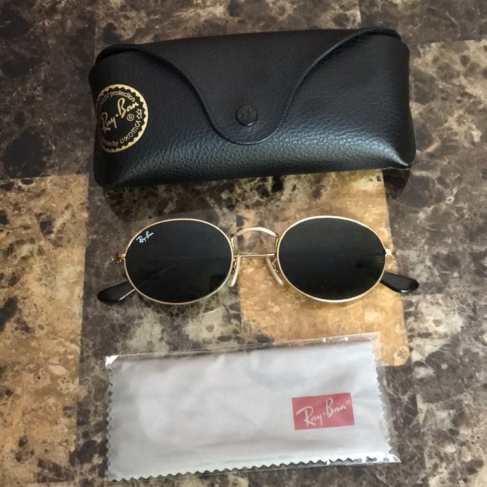 RAY BAN OVAL FLAT LENSE